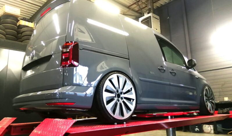 280429899_2089714754530453_1273198007973204892_n